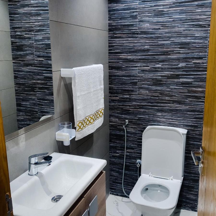 Super Apartement Totalement Neuf A Cote De Marjane Avec La Climatisation Et Wifi Танжер Экстерьер фото